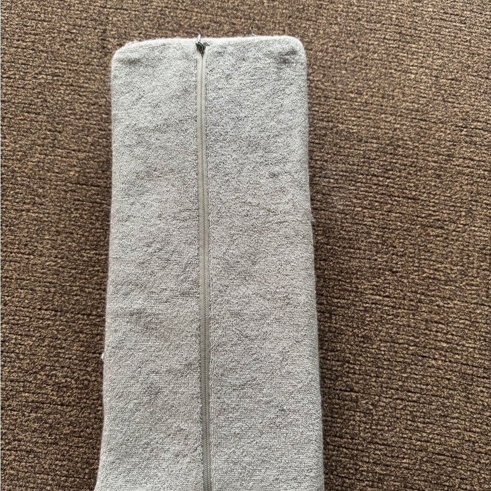 SHEIN Gray Electronic Accessory Case